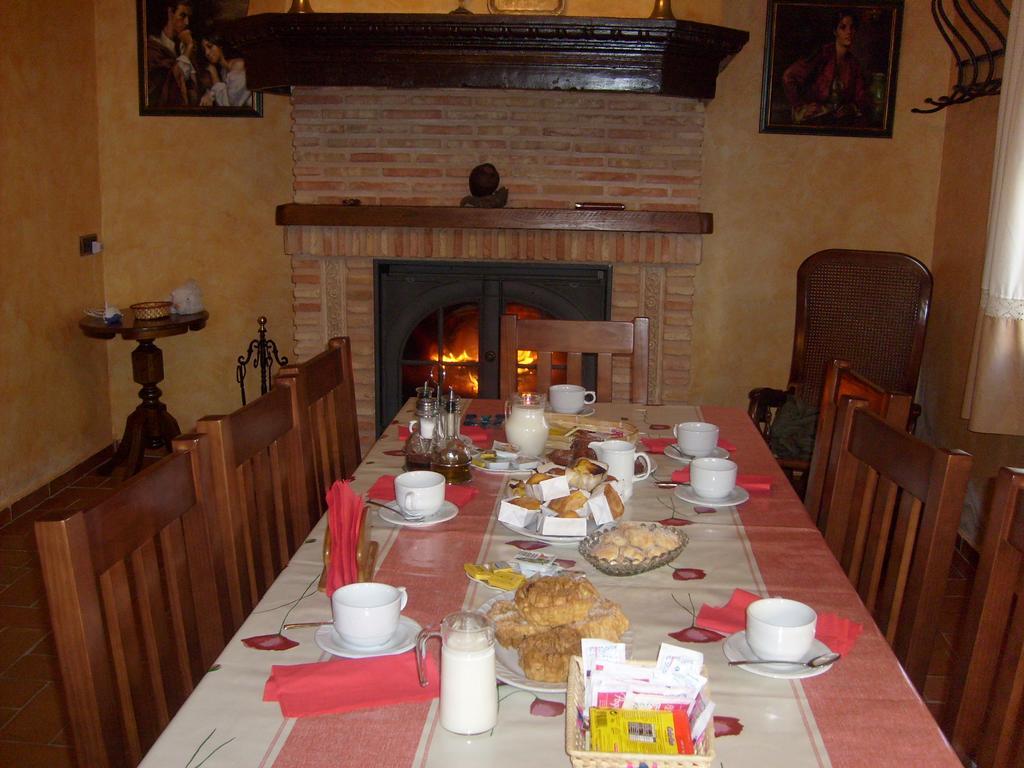 Senorio De Monterruiz Guest House Casas de Santa Cruz ภายนอก รูปภาพ